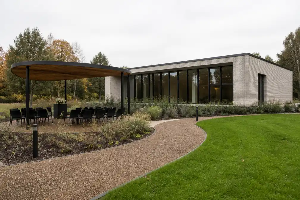 Begrafenisondernemer Pues opent nieuwe vestiging in Kessel-Lo met buitenaula