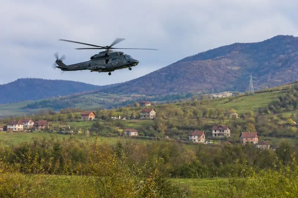 Italiaanse EUFOR-helikopter stort neer in noordoost-Bosnië, slachtoffers onbevestigd