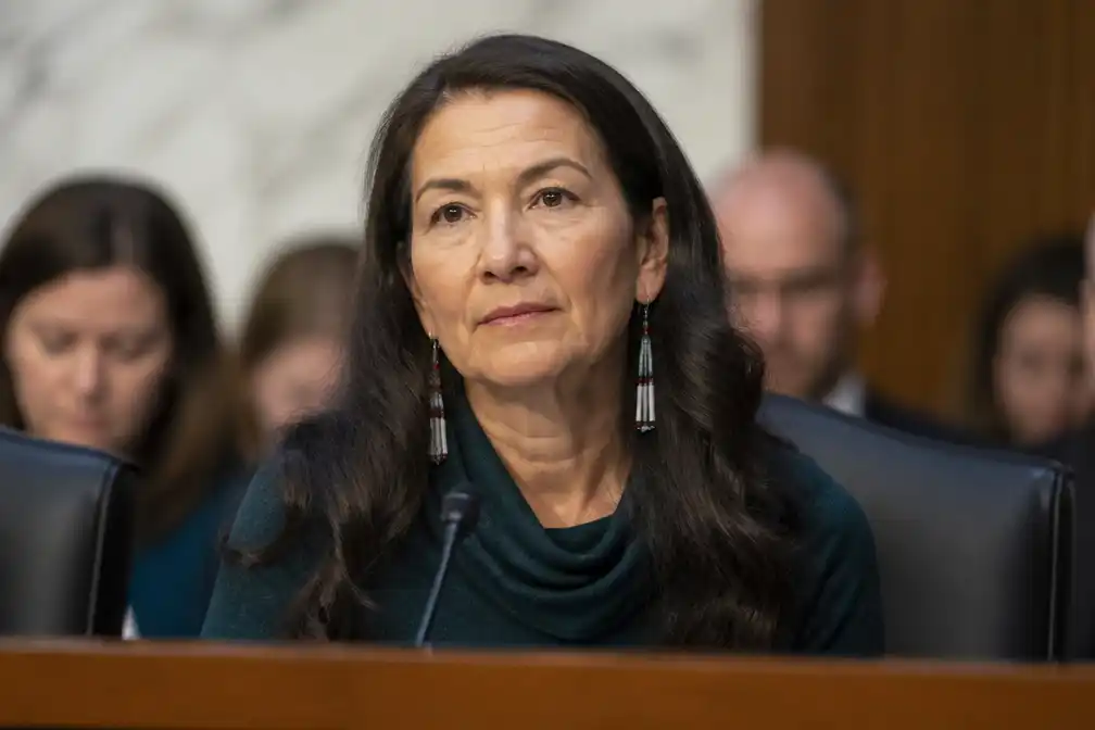 Amerikaans ministerie van Justitie vaardigt ruim 40 dagvaardingen uit in zaak-Alaska