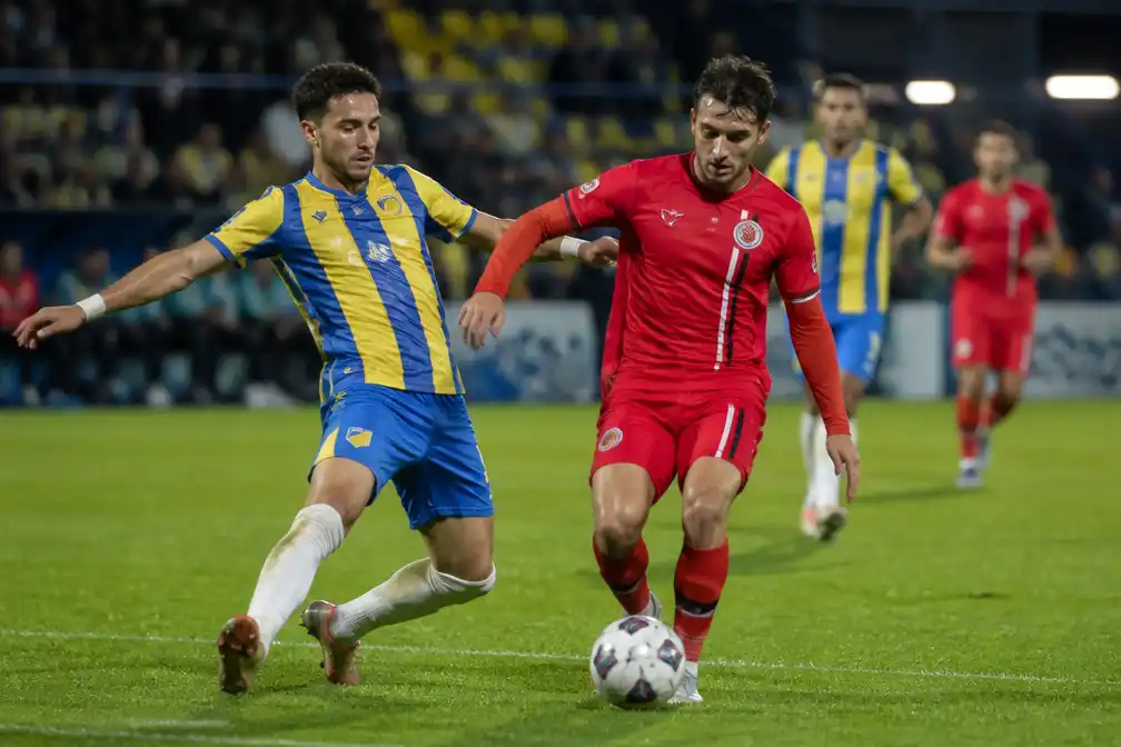 Almere City naar RKC Waalwijk, De Graafschap op bezoek bij FC Volendam