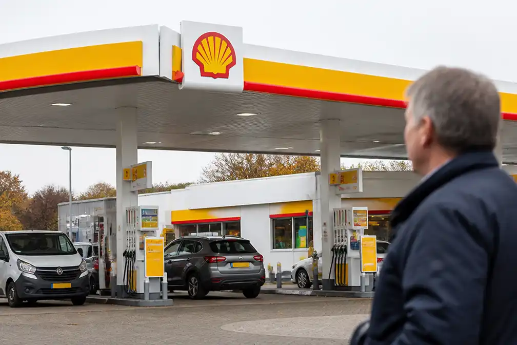 Shell boekt bijna 10 miljard euro winst dankzij hoge olie- en gasprijzen