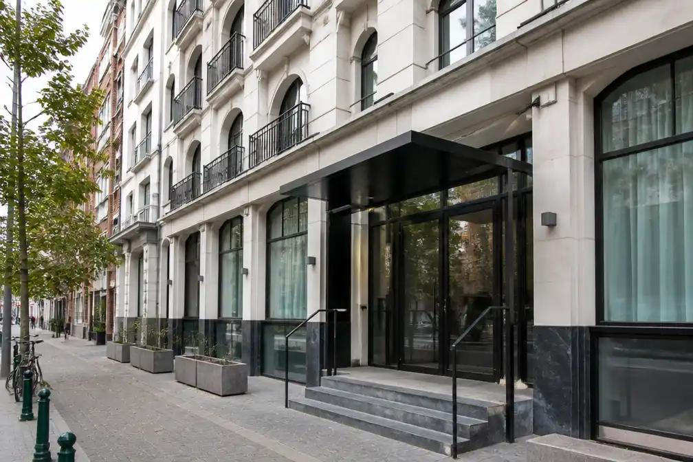 Antwerpen betaalt 139.000 euro per maand voor leegstaand hotel in Borgerhout
