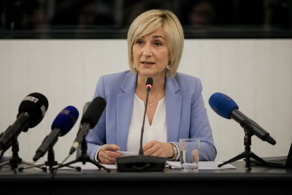 Vlaamse regering keurt decreet goed dat uitvaartsector tot prijzentransparantie verplicht