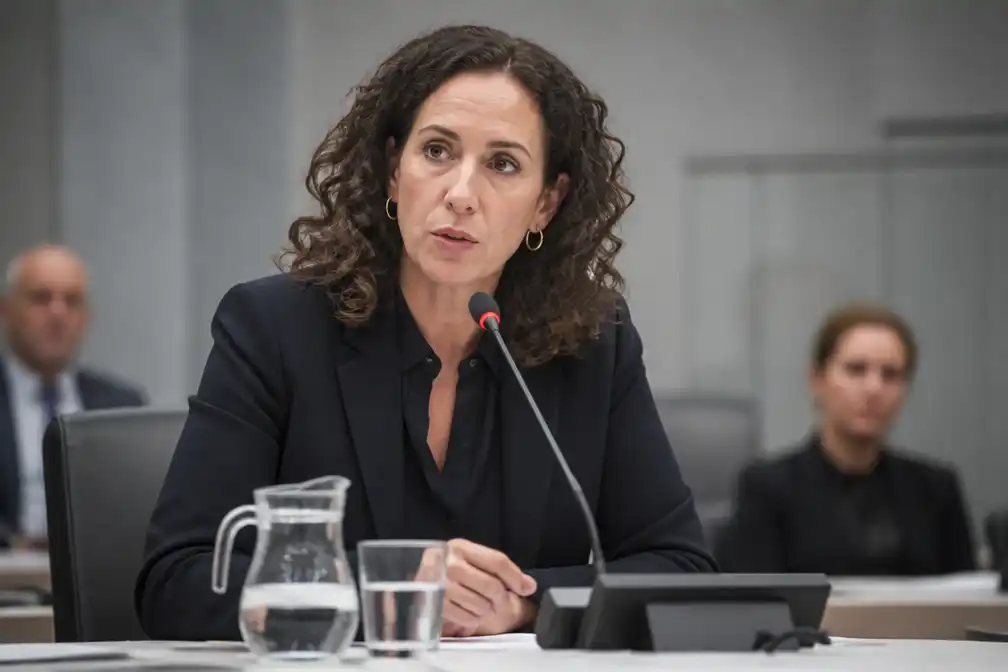 Halsema moest avondklok uitvoeren, 'hoe ingewikkeld ook'