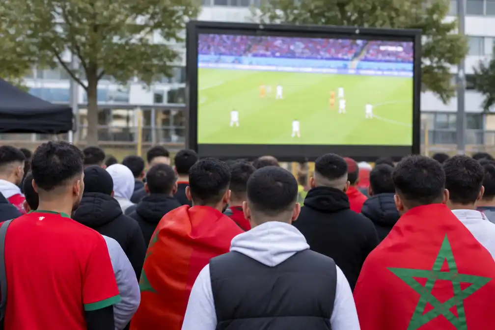 Sociale media zorgen dat Nederlandse Marokkanen steeds minder voor Oranje kiezen