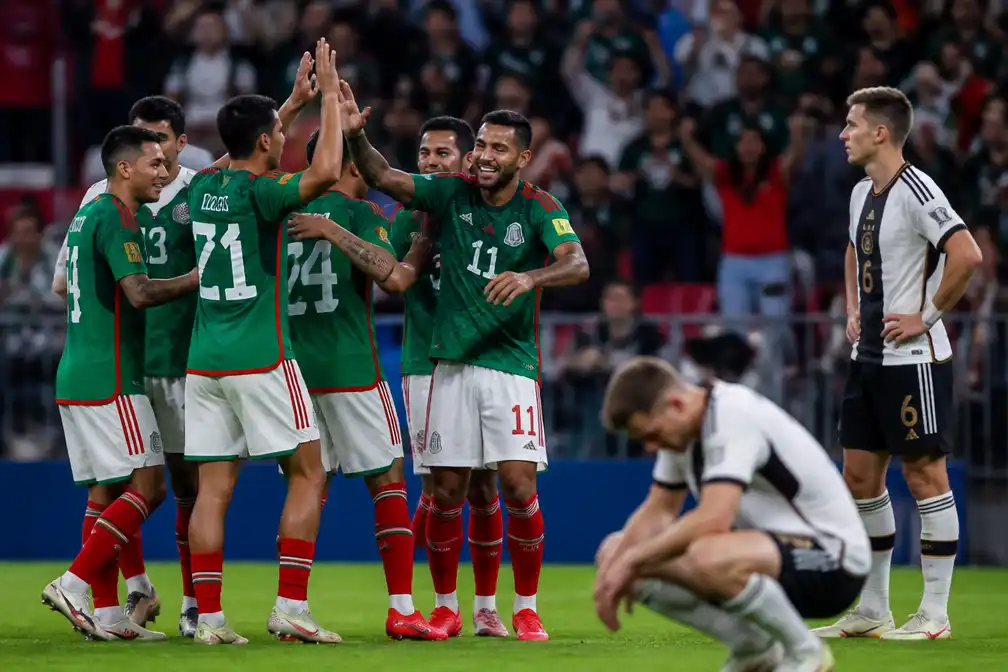 Gastland Mexico met negen punten naar achtste finale, tegenstander Ecuador
