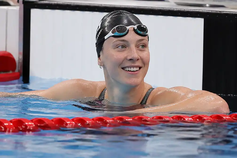 Marrit Steenbergen verbreekt wereldrecord 100 meter vrije slag in Rome
