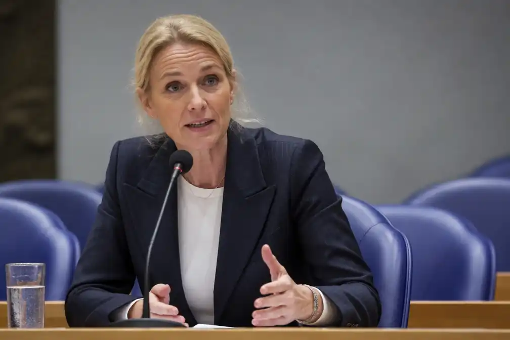 D66 verdedigt koeiennorm in stikstofpakket: uitstel zou oneerlijk zijn