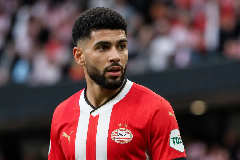 Bayern München haalt WK-revelatie Ismael Saibari weg bij PSV, Racing Genk profiteert mee