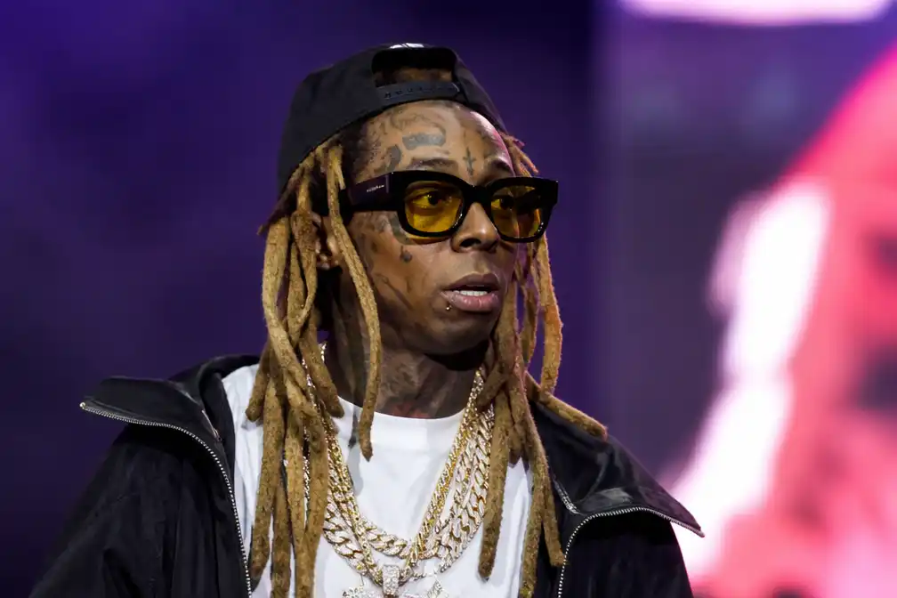 Lil Wayne biedt excuses aan na missen concert in Bangor