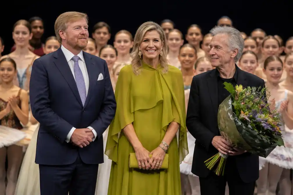 Koning en koningin bij afscheidsgala Ted Brandsen in Amsterdam