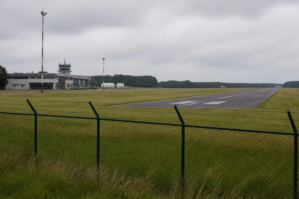 Overijssel stemt in met verhuur en afstoting van verlieslijdend Twente Airport