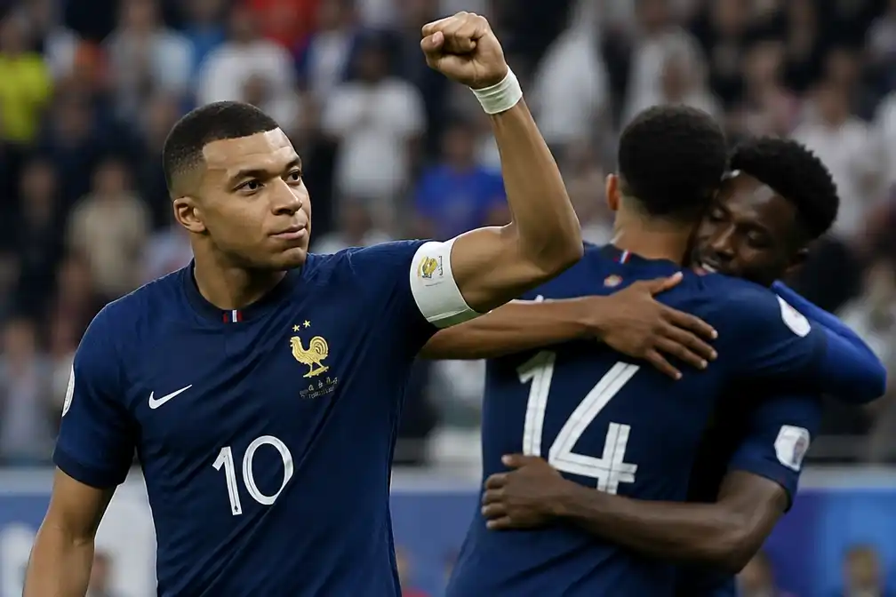 Mbappé prijst ploeggenoten voor koelbloedigheid bij 1-0 zege op Paraguay