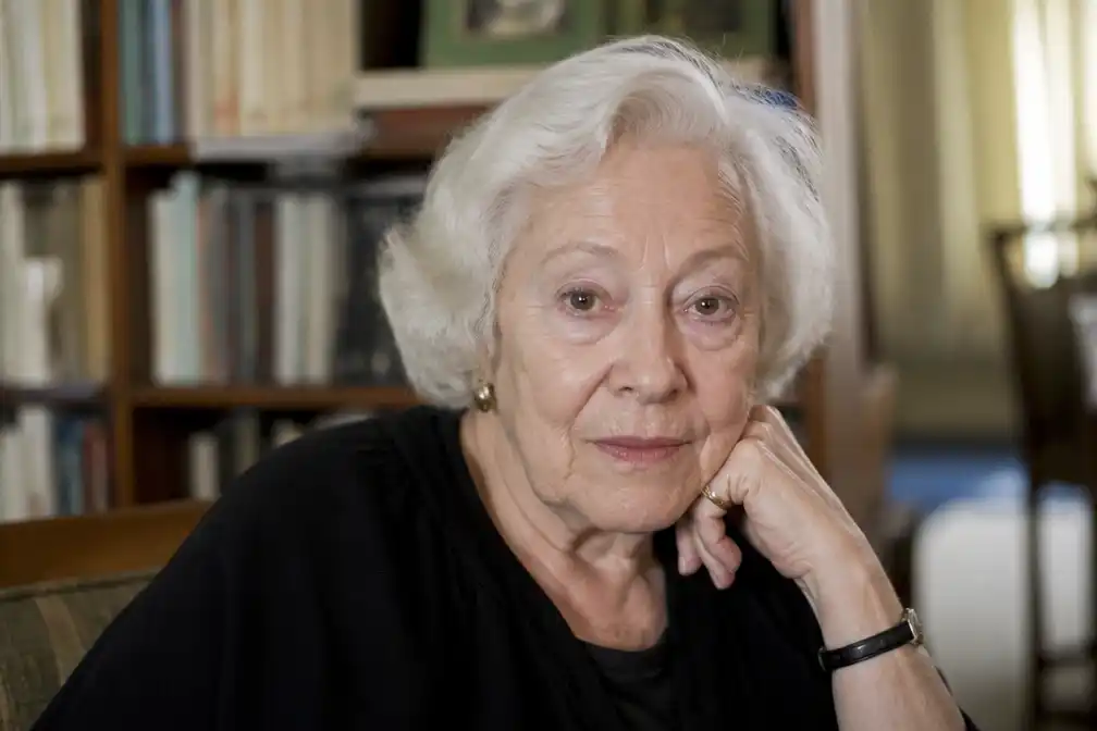 Schrijfster en columniste Marjan Berk (93) overleden in Amsterdam