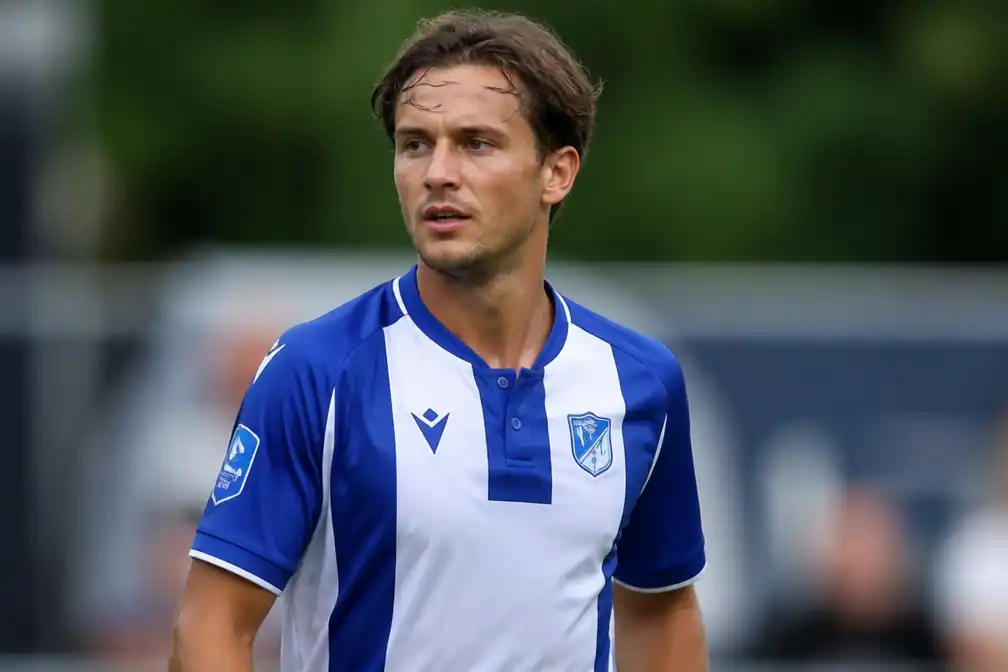 Rai Vloet tekent bij Cape Town City FC zes weken na vrijlating