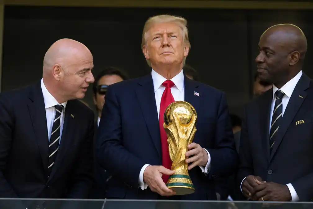 Column Sjoerd Mossou beschuldigt Trump, VS en FIFA van corruptie op WK