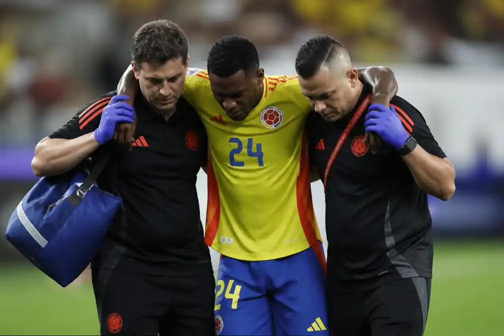 Colombiaanse aanvaller Jhon Córdoba mist rest van WK door blessure
