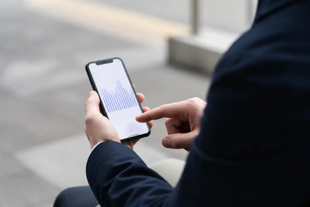 Mobiel dataverbruik daalt, behalve bij gehackt Odido dat klanten terugwint