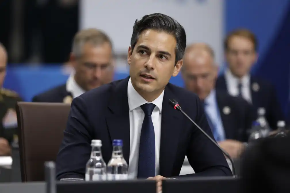 Premier Jetten op NAVO-top pleit voor aanhoudende diplomatieke druk op Iran