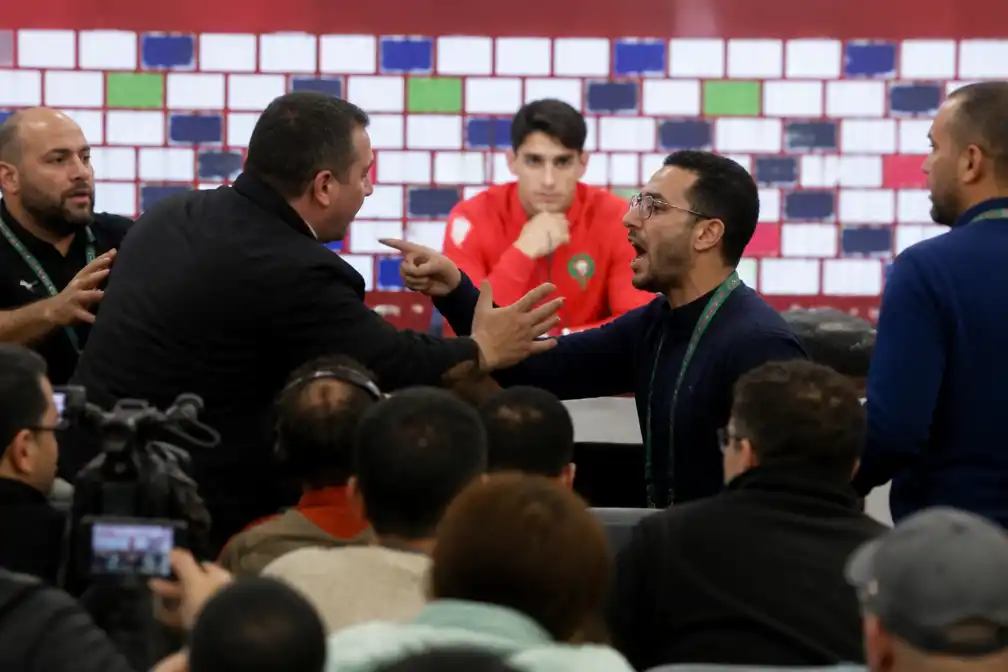 Persconferentie Marokko-Frankrijk WK-kwartfinale verstoord door ruzie journalisten