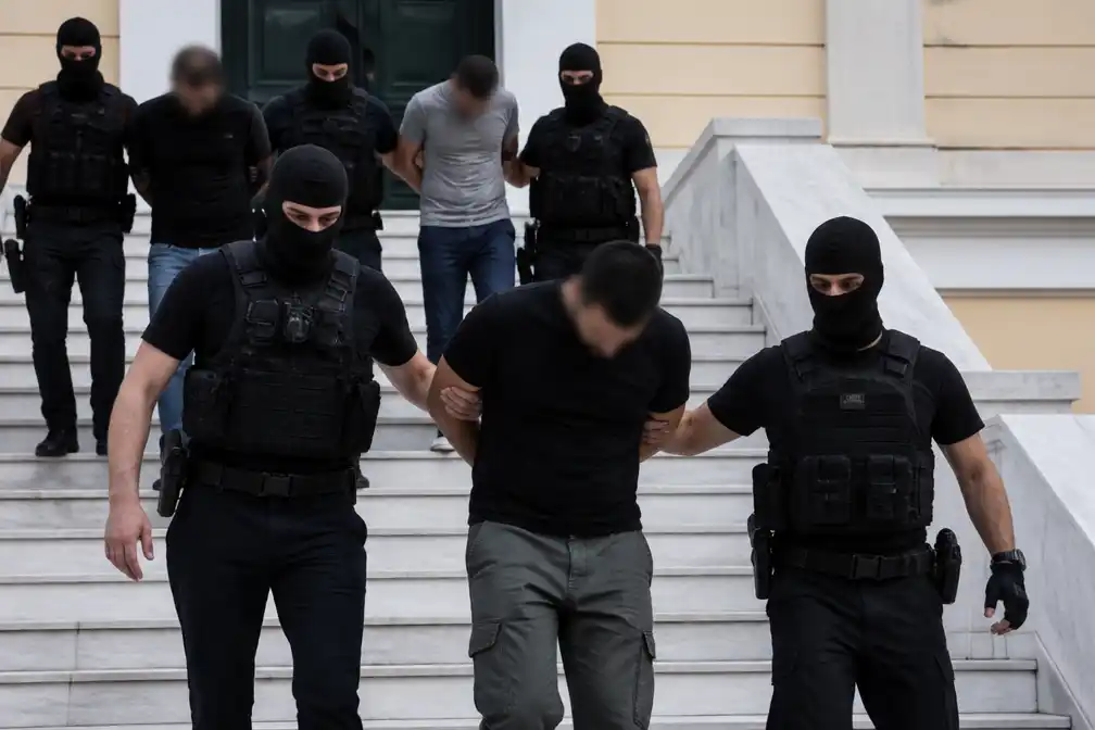 Drie arrestaties in Griekenland na aanslagen op politici in Thessaloniki