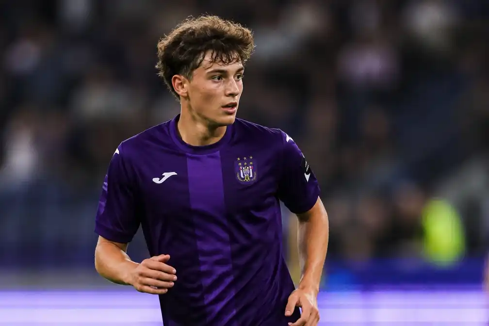 Anderlecht verkoopt 17-jarige Nathan De Cat aan Hoffenheim voor 20 miljoen euro