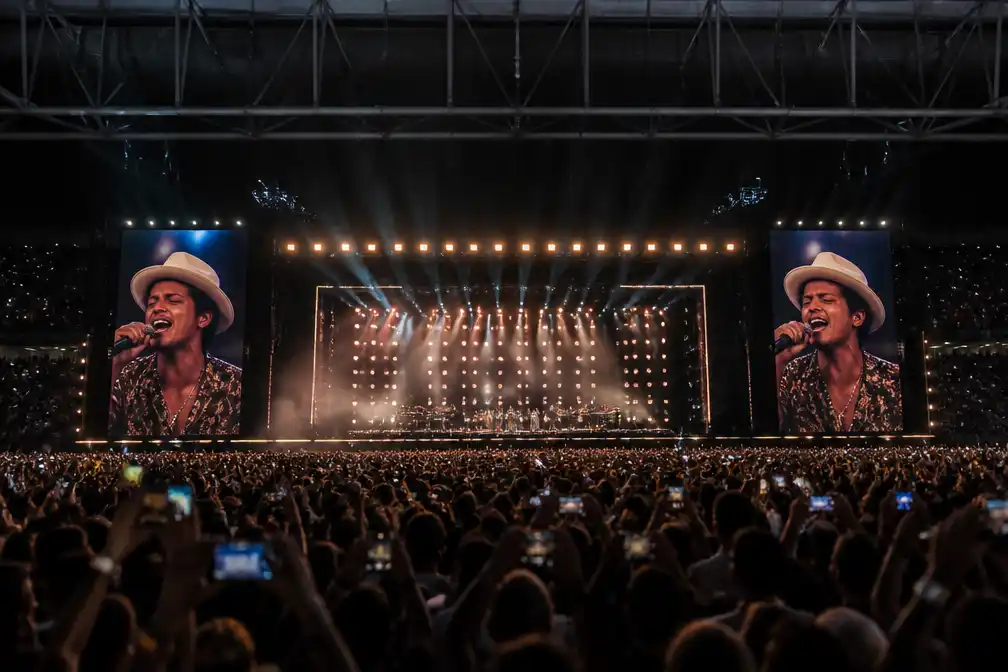 Bruno Mars stijgt in Nederlandse Single Top 100 na optredens in Amsterdam