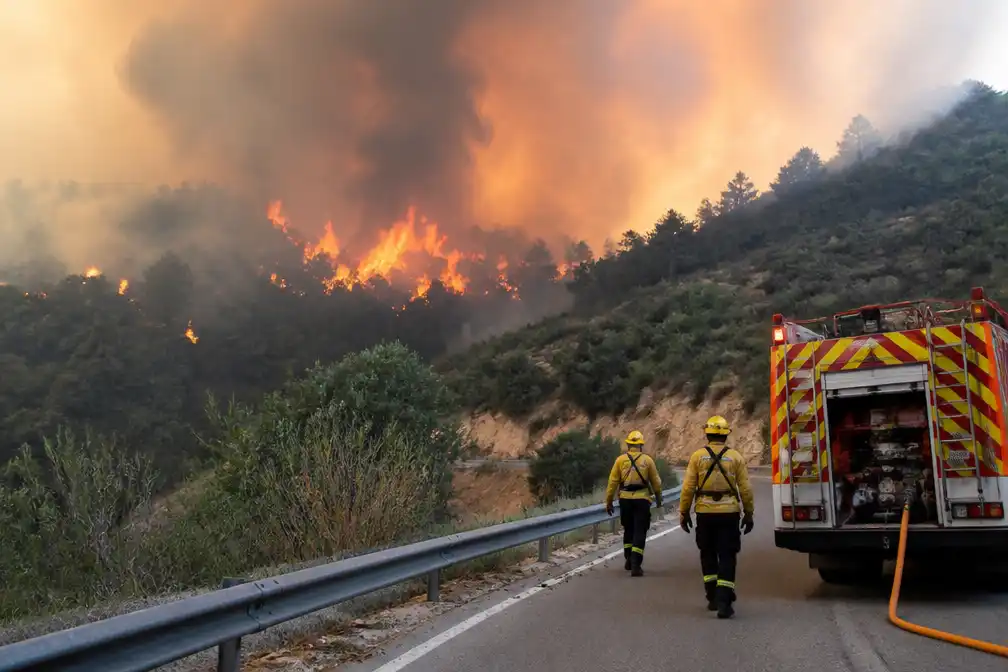 Dodelijke bosbranden eisen meerdere slachtoffers in Zuid-Spanje