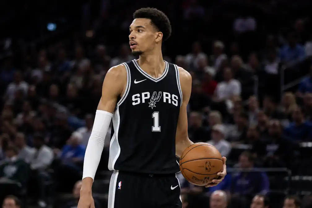 Victor Wembanyama tekent vijfjarig contract ter waarde van 220 miljoen euro bij San Antonio Spurs