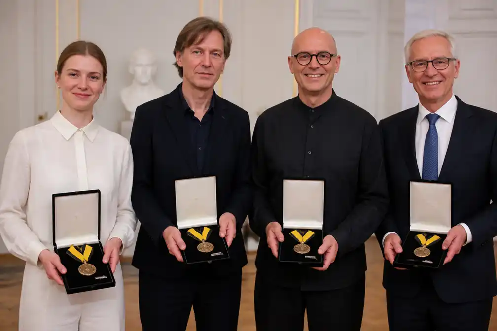 Vlaamse eretekens voor Kopecky, Borremans, Huysentruyt en Moreels op 11 juli