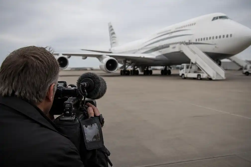 Journalisten New York Times gedagvaard om berichtgeving veiligheid vliegtuig Trump