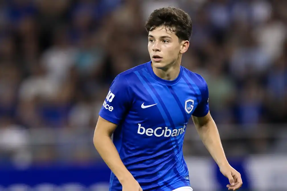 Borussia Dortmund wil Kos Karetsas; Genk weigert biedingen, eist 35 miljoen