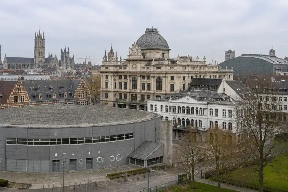 Gent draagt 60 gebouwen, waaronder 't Kuipke en Minard, over aan dochter Sogent