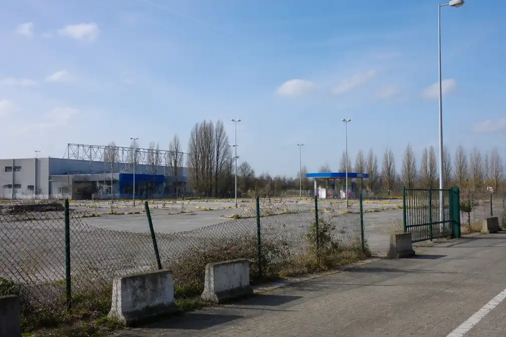 Provincie Antwerpen maakt nieuwe invulling mogelijk voor verlaten Makro-site in Deurne
