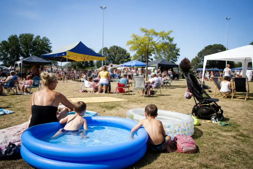 Droogte houdt aan in Nederland, Haarlem biedt vakantiegevoel voor thuisblijvers