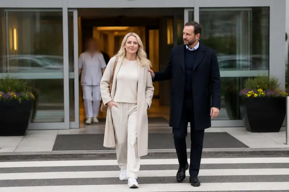 Kroonprinses Mette-Marit na longtransplantatie uit ziekenhuis ontslagen