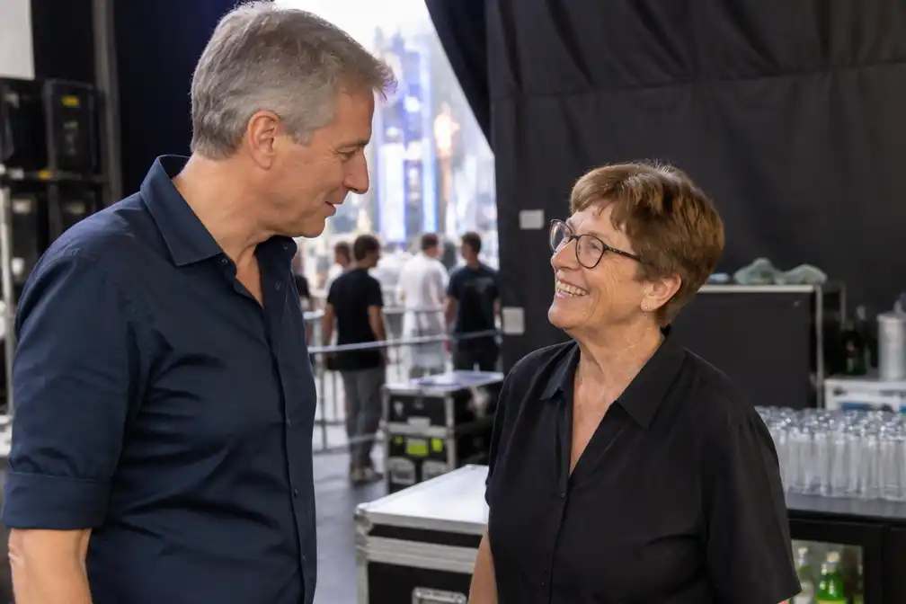 Gert Verhulst herenigd met ex-huishoudster Martine bij 'Tien om te zien'