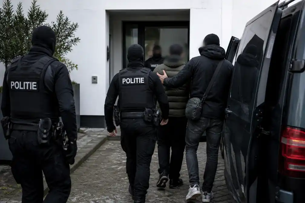 Politie rolt miljoenenfraude met nepbeleggingen op, zes aanhoudingen