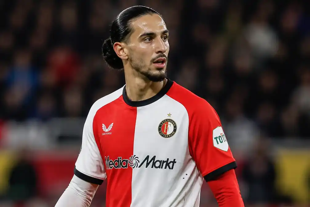 FC Twente haalt middenvelder Ramiz Zerrouki terug van Feyenoord voor vier jaar