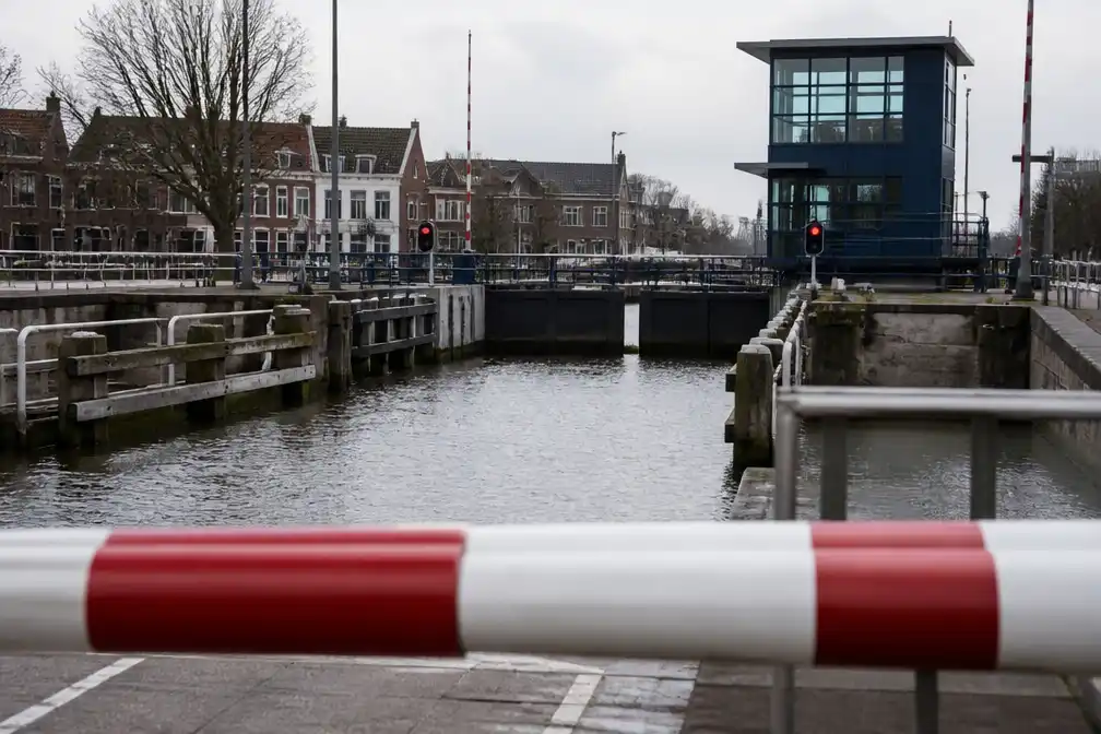 Complexe bediening sluis mogelijk oorzaak van dodelijk ongeval Gouda