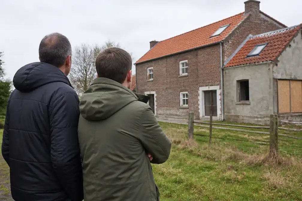 Stel kocht 'paradijs' in Wolfhaag 10 jaar geleden, mag nog steeds niet wonen