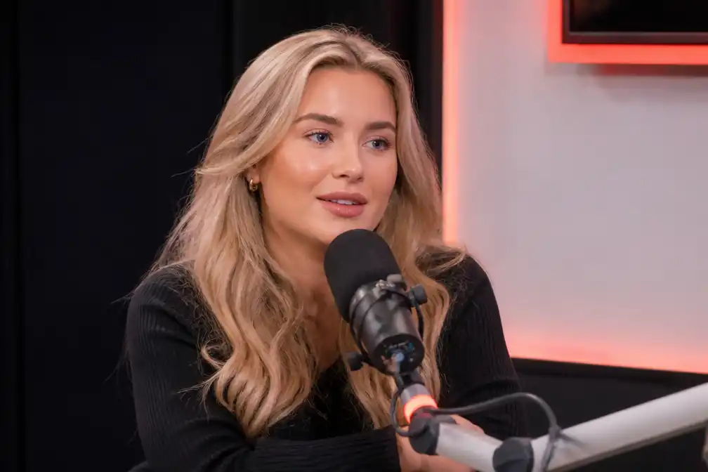 Influencer Steffi Mercie onthult echte schoenmaat is veel kleiner dan maat 36 die ze draagt