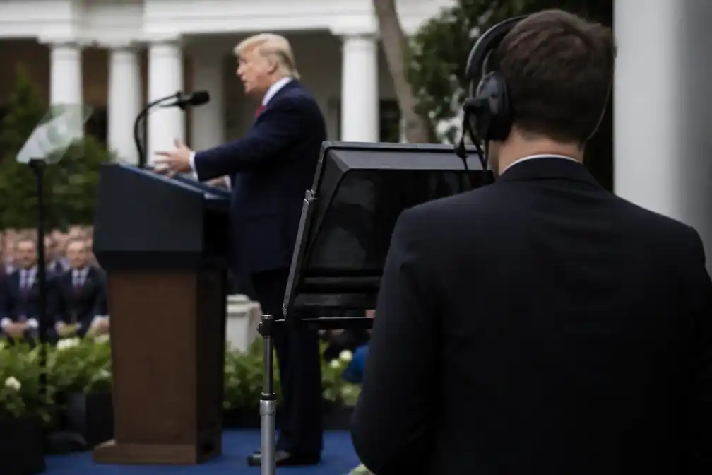 Witte Huis-medewerker zette met voorkennis $100.000 in op toespraken Trump