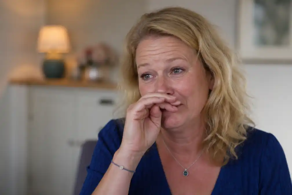 Ingrid uit B&B Vol Liefde in tranen om terugkeer naar Nederland