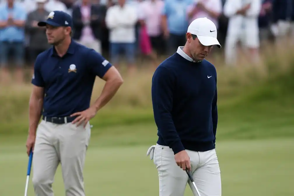 McIlroy worstelt, DeChambeau krijgt straf op tweede dag van The Open op Royal Birkdale
