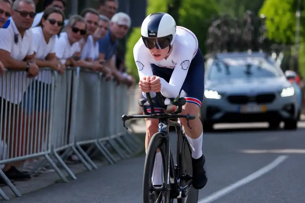 Zoe Bäckstedt wint tijdrit en leidt Baloise Ladies Tour, Nienke Veenhoven sprint naar ritzege