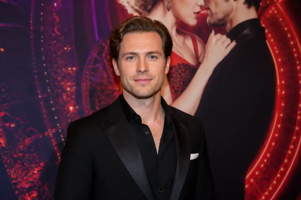 Moulin Rouge!-ster Martijn Noort 'gebroken' door vroegtijdig einde na waterschade