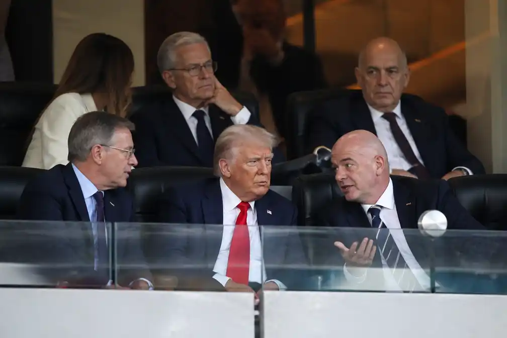 WK-finale belooft vuurwerk in skybox met rivalen Trump
