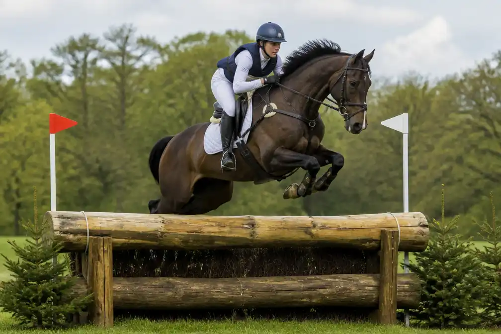 Twee ruiters sterven op zelfde dag bij aparte eventingwedstrijden in Britannie