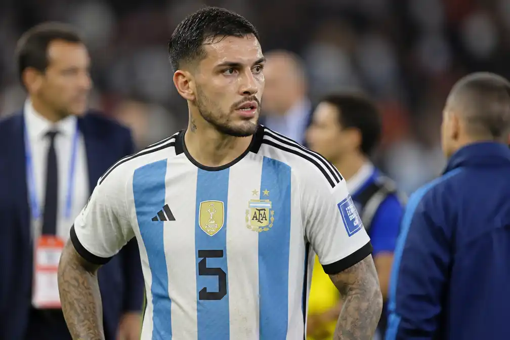 FIFA onderzoekt wangedrag Argentinië; Paredes krijgt geen rode kaart